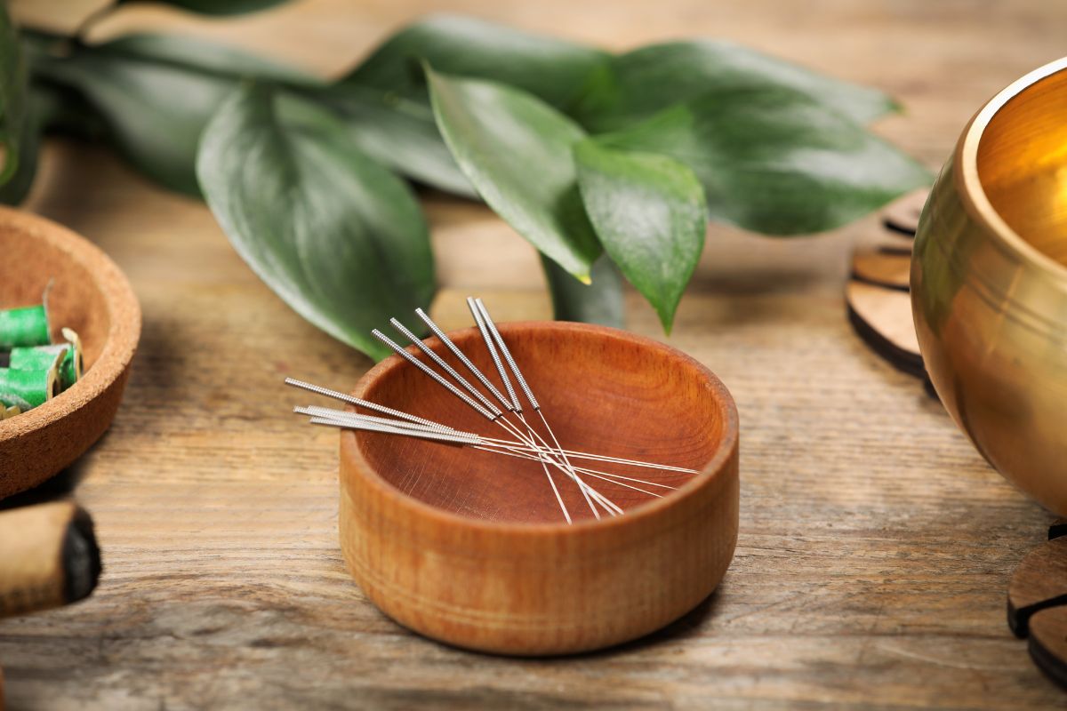 Acudetox vs. Traditional Acupuncture What’s the Difference